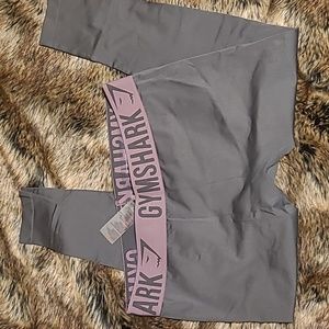 Women's Gymshark Cropped Athletic Leggings Gray Size Medium